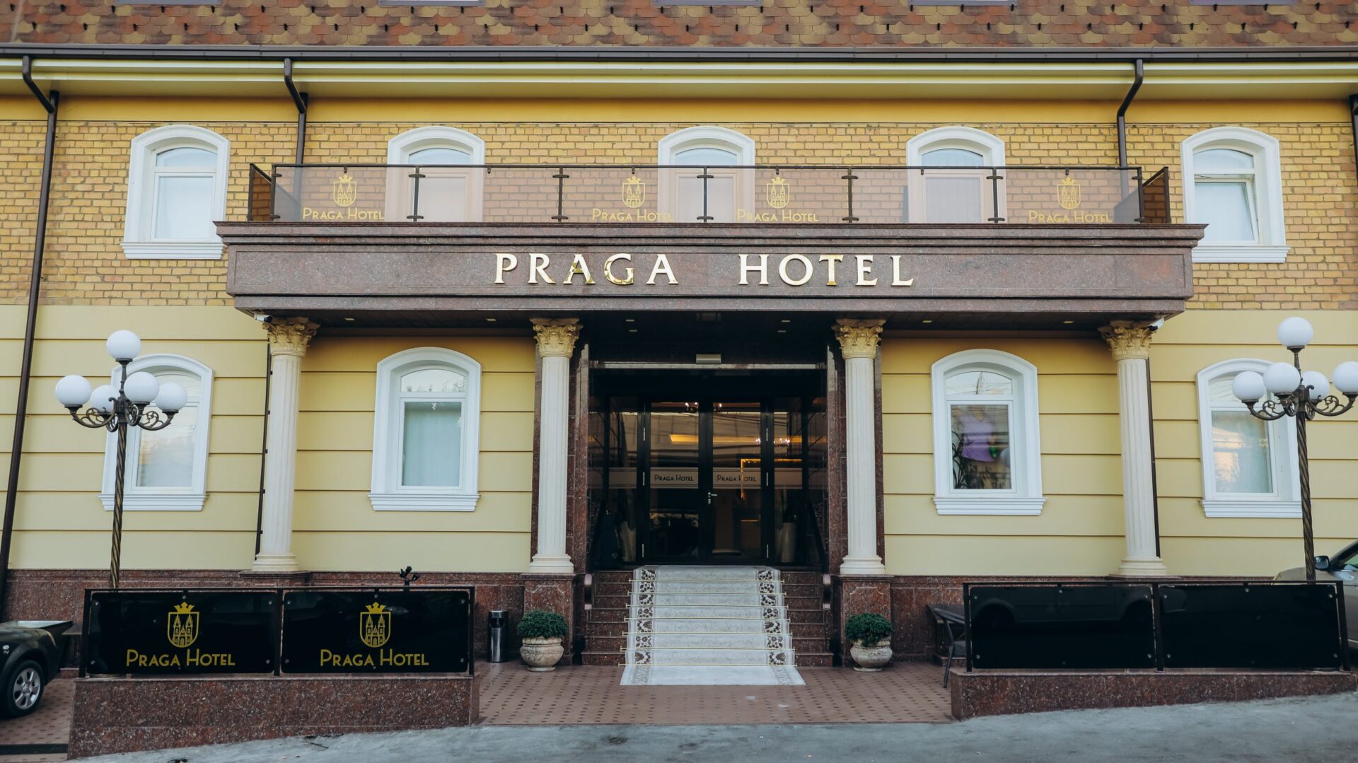 PRAGA HOTEL