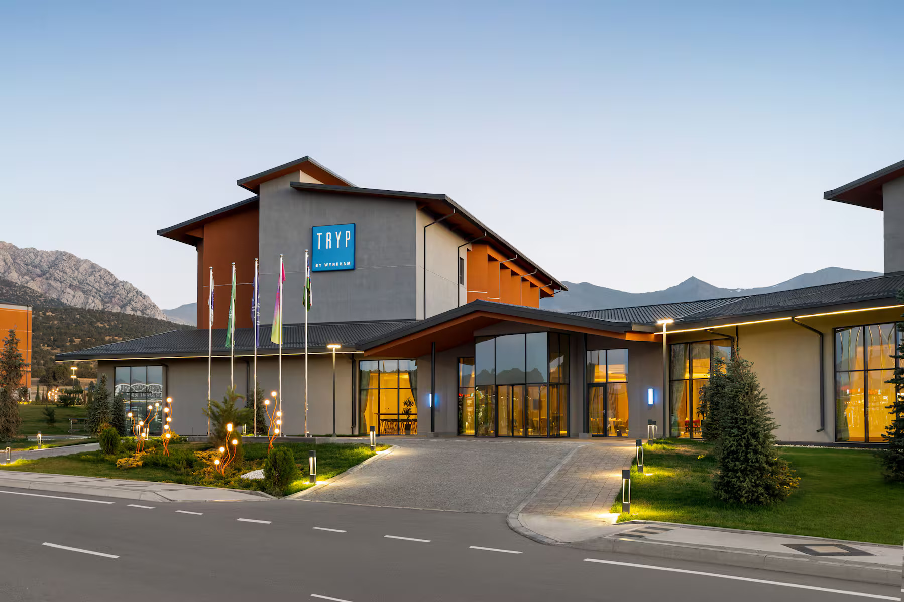 Tryp by Wyndham Zomin — 1